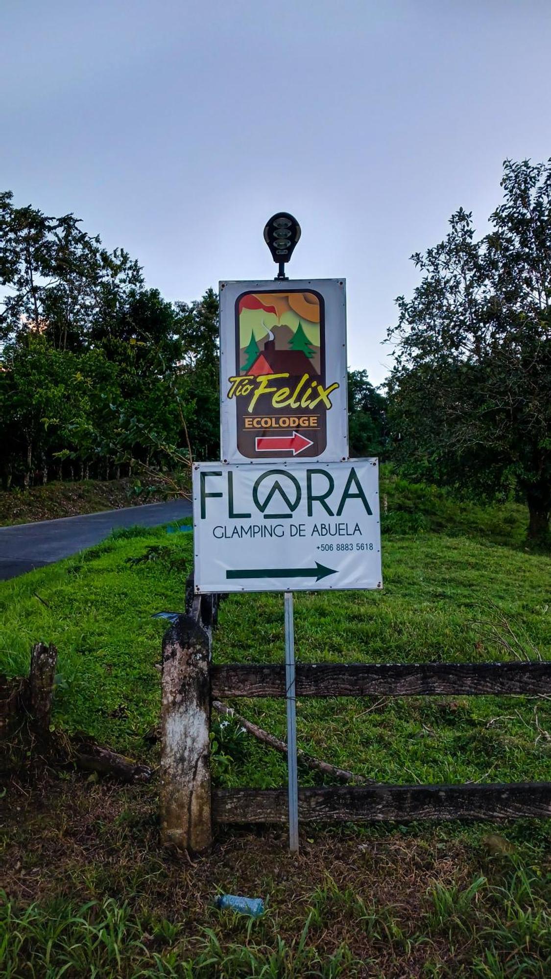 La Fortuna Flora Glamping De Abuela 빌라 외부 사진